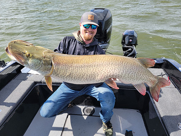 Green Bay Musky Fishing Guide