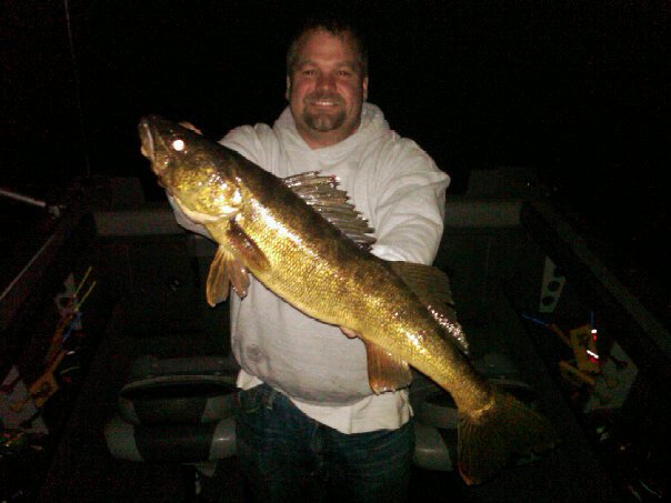 Sturgeon bay walleye May night
